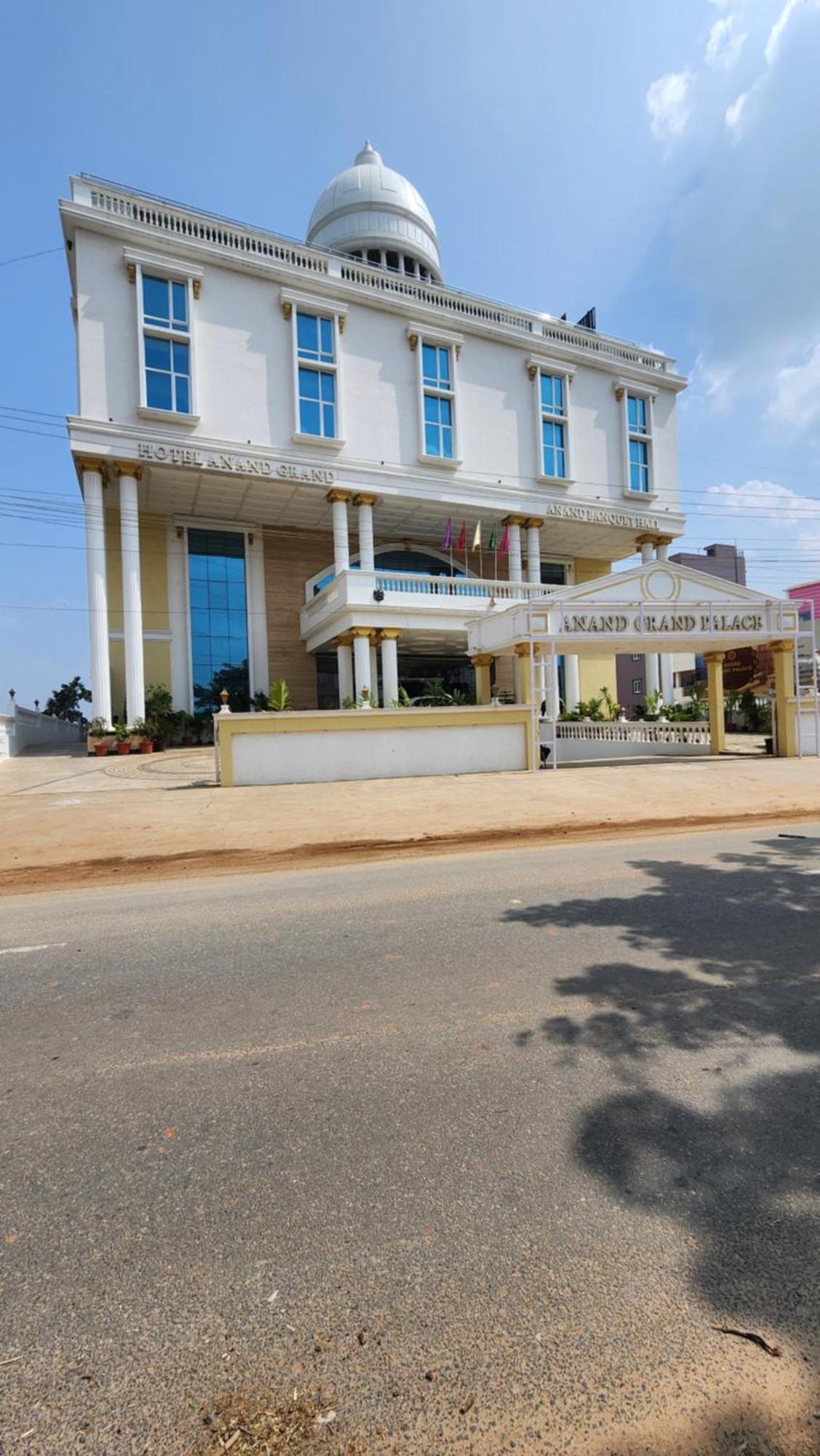 Hotel Anand Grand Хосур Экстерьер фото